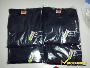 sulam logo pada baju