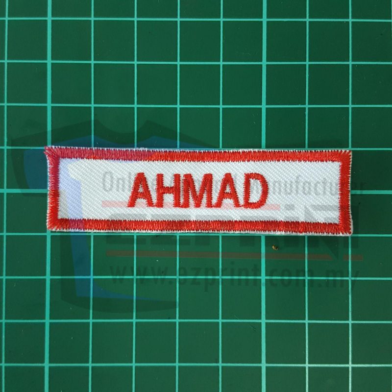 nametag sekolah merah