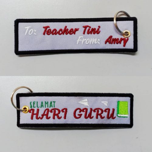 Keychain hari guru